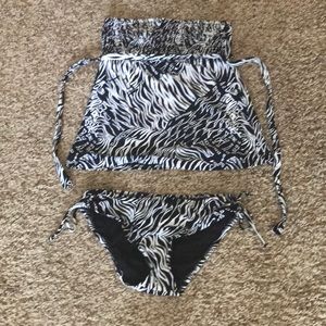 Tankini Bathing Suit Top Size Med & Bottoms size L